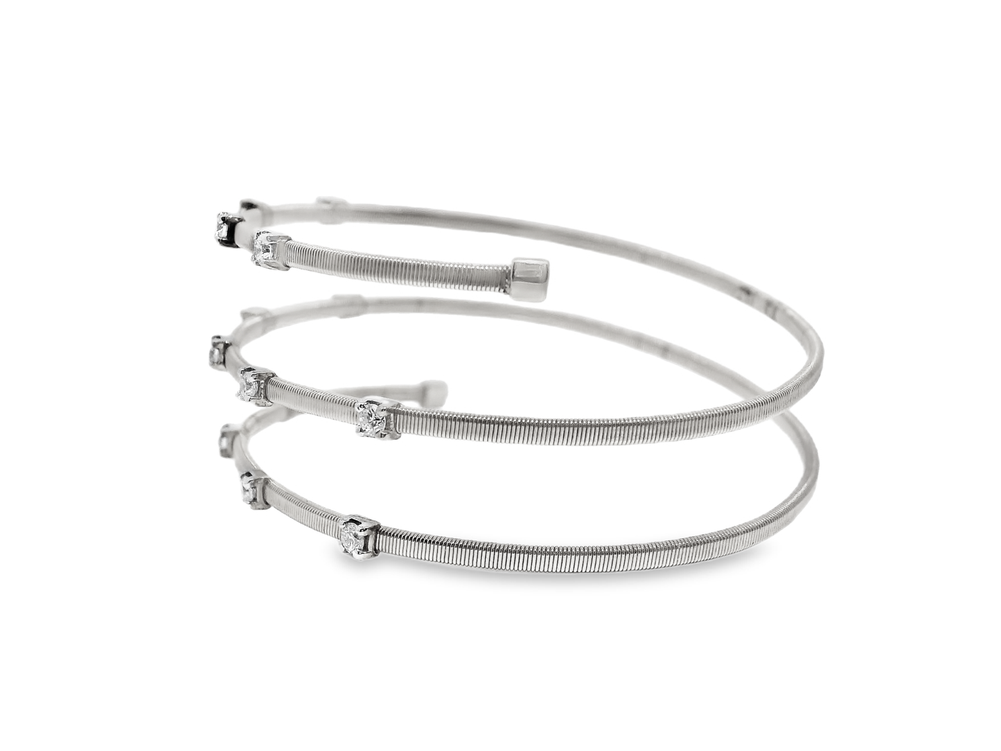 0.68CT Diamond Bangle 14k Gold