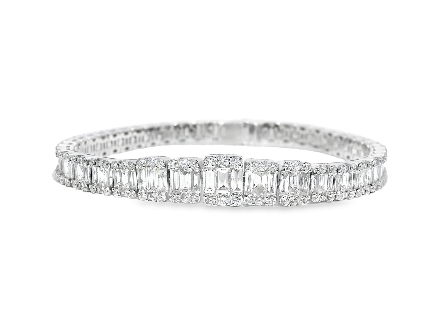 7.16Ct Emerald Cut Diamond Bracelet 18k White Gold