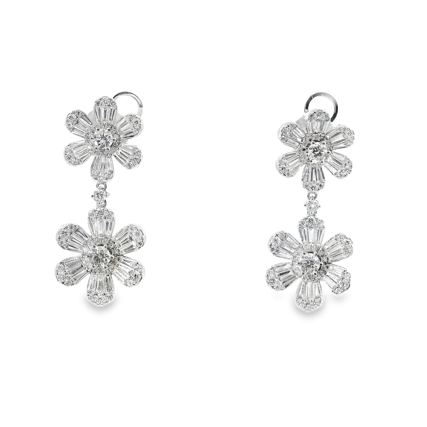 3.92CT Diamond 18k White Gold Earring