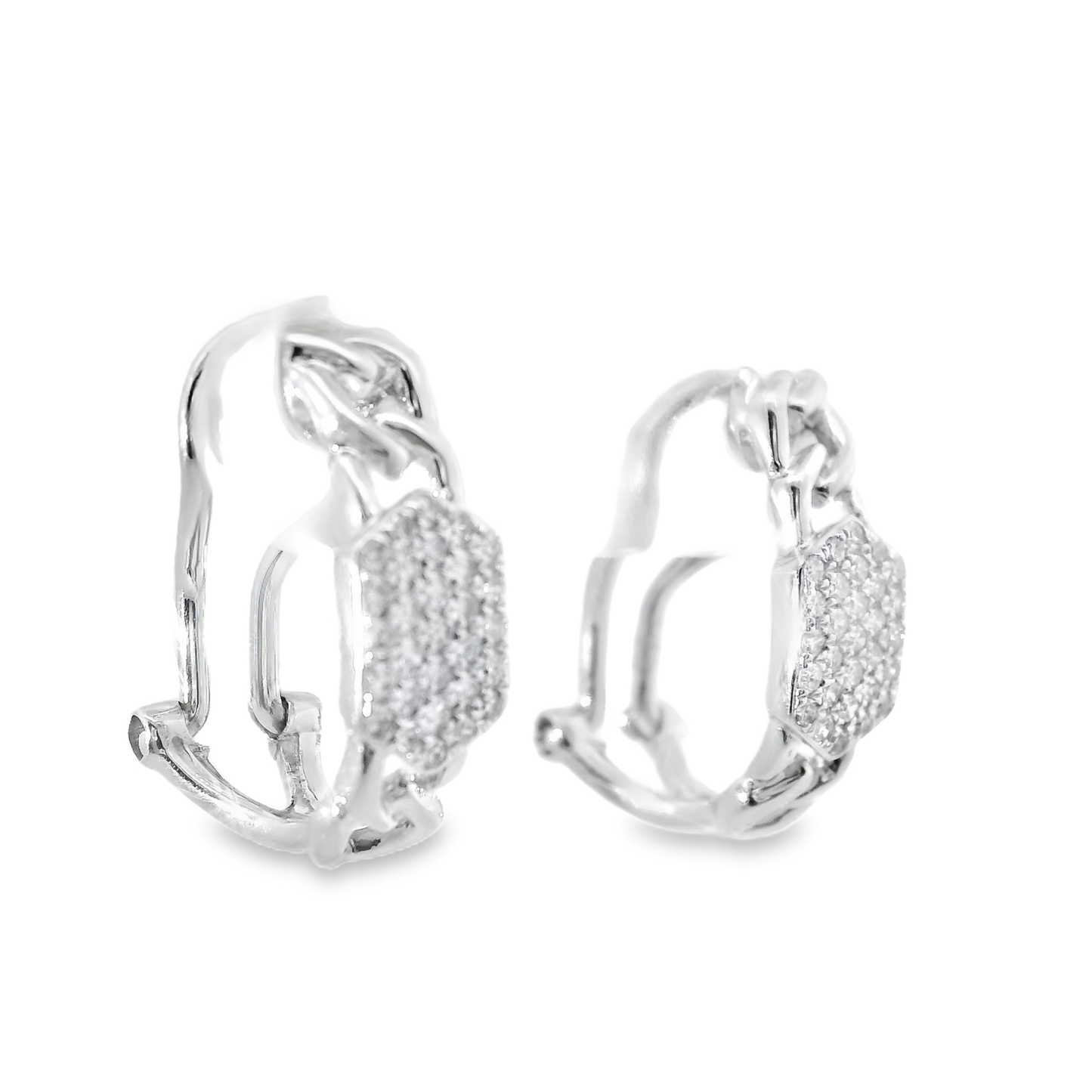 0.22CT Diamond   14k White Gold Earring