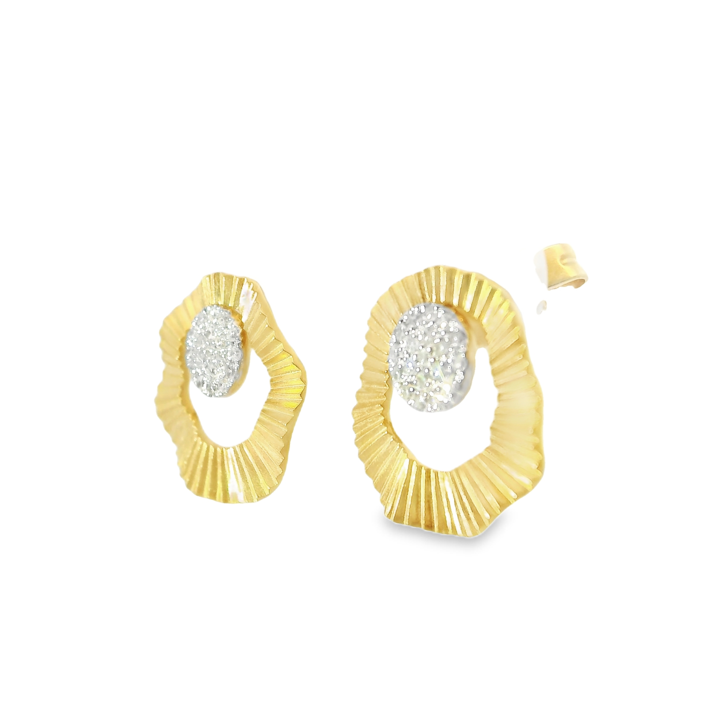 0.13CT Diamond 14k Yellow Gold Earring