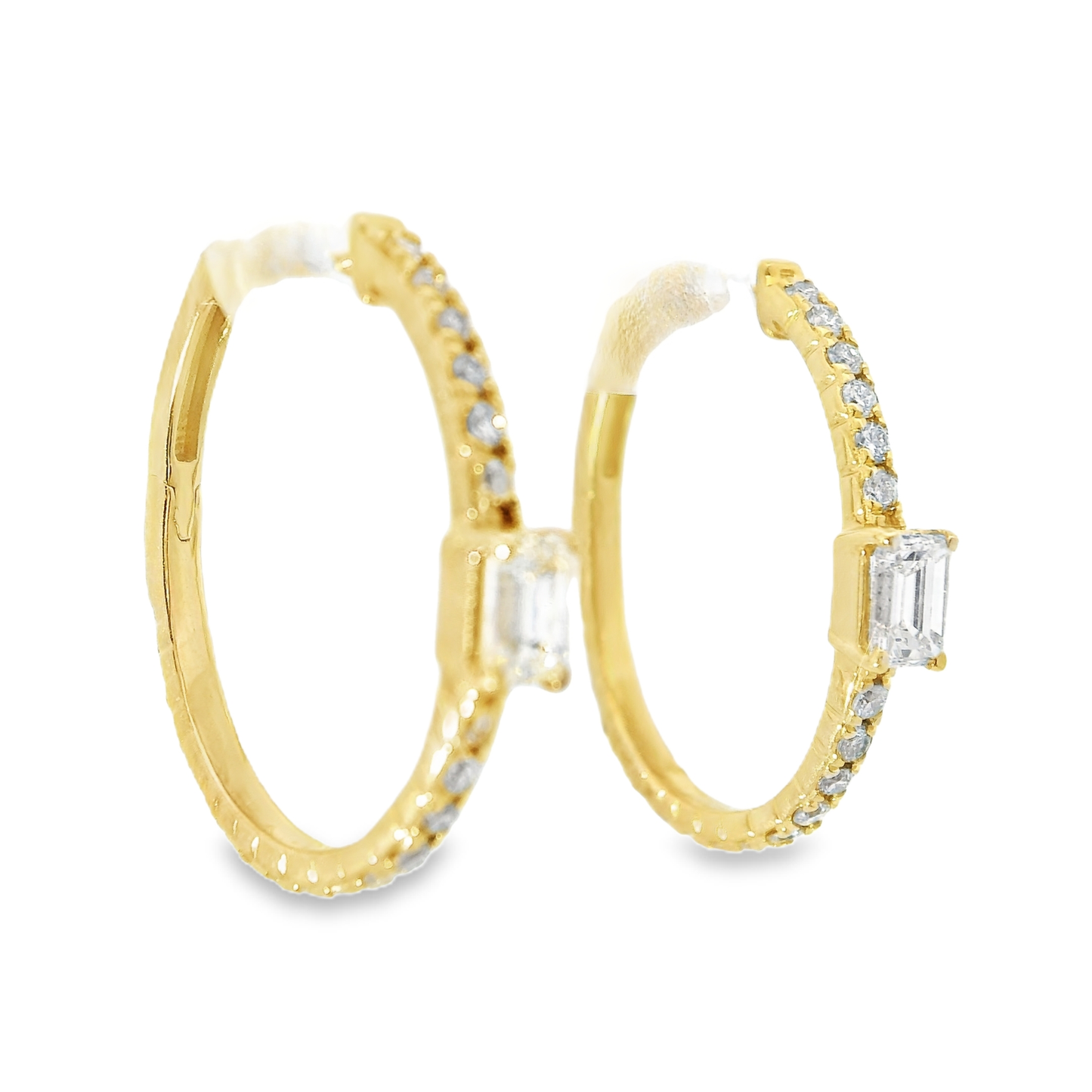 0.84CT Diamond  18k Yellow Gold Earring