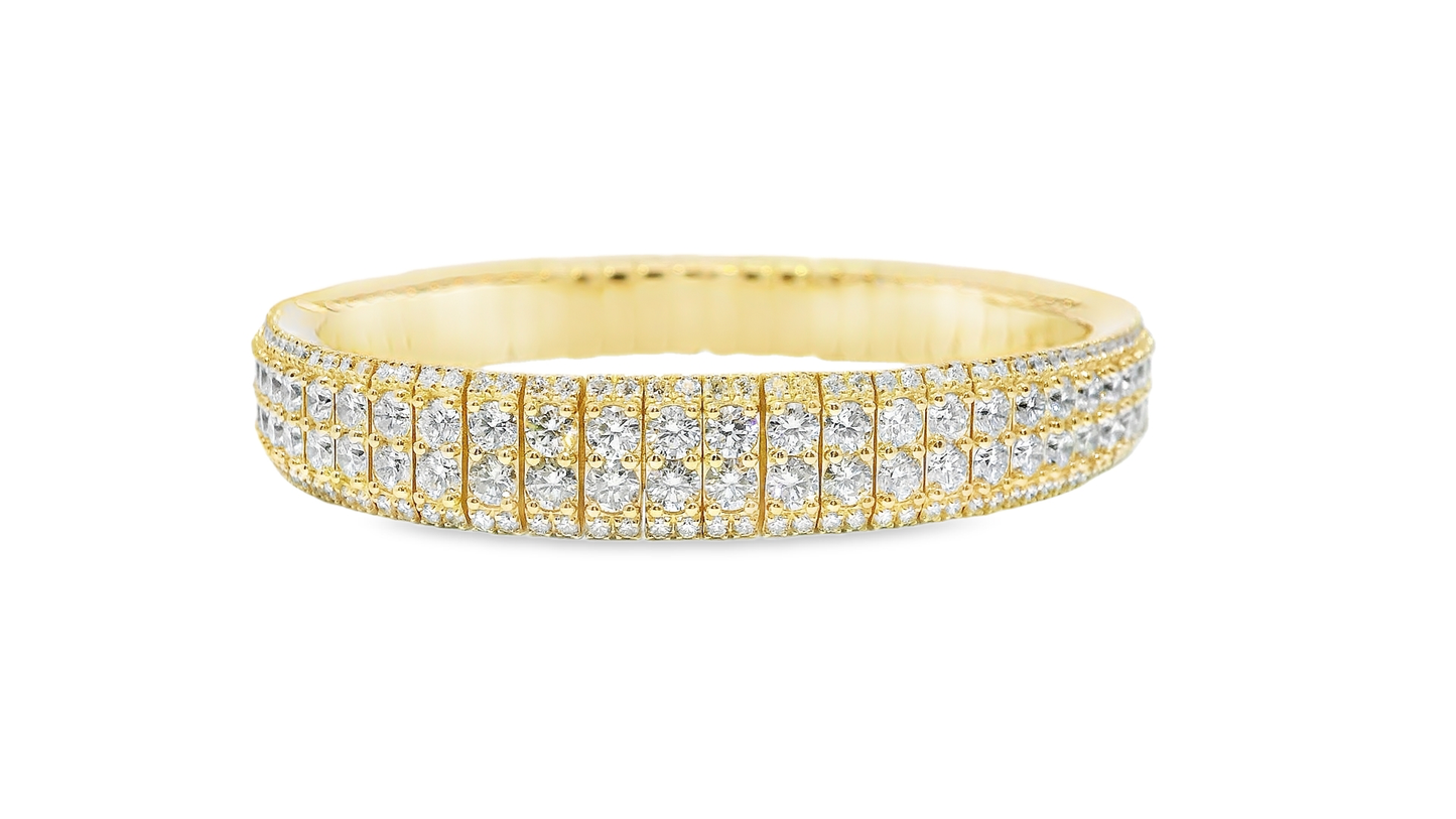 15.68CT Diamond Stretch Bangle 14k Yellow Gold