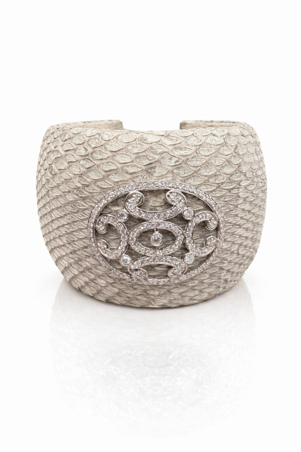Stingray Cuff Bangle 1.40CT 14K White Gold