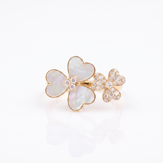 14K Gold White Mother of Pearl & Diamond Flower Ring