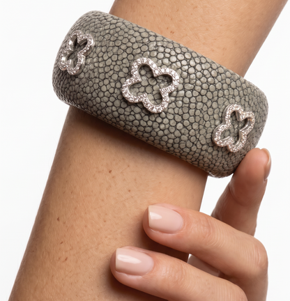 Stingray Cuff Bangle 0.72CT Diamond 14K Yellow Gold