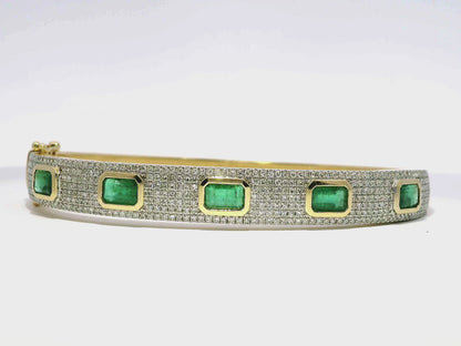 1.20CT Diamond 2.95CT Emerald Cute Bangle 14k Yellow Gold