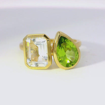 2.05CT White Topaz ands 1.39CT Green Peridot Ring 14K Yellow Gold